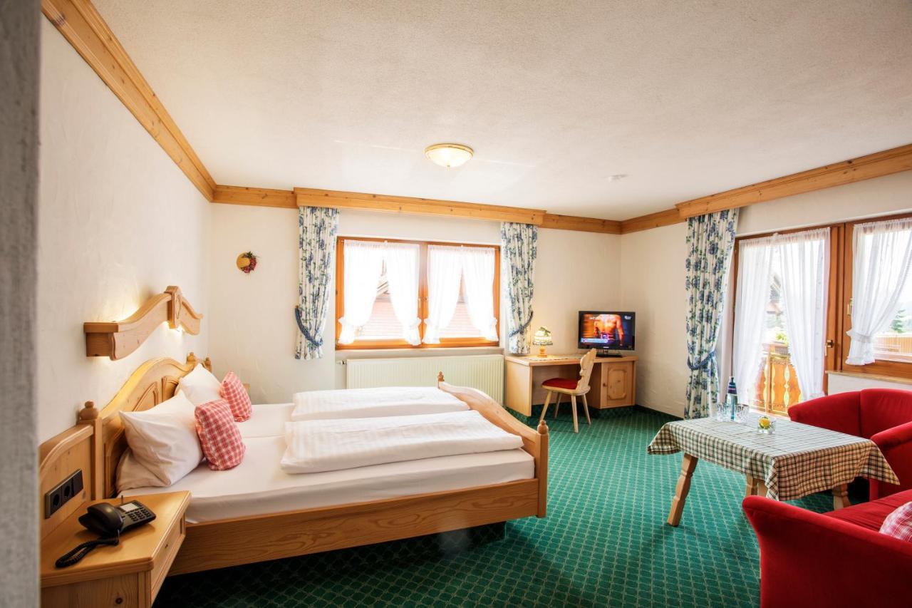 Gasthaus Zum Kreuz Sankt Märgen Extérieur photo